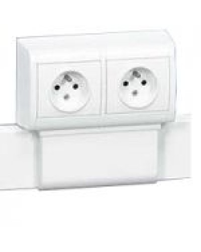 Рамка Mosaic Legrand 031621 в Томске Аксессуары для кабель-канала Pintop.ru